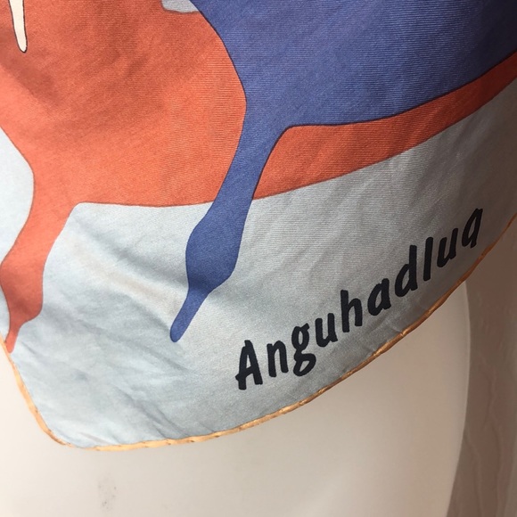 VTG Luke Anguhadluq, Inuit artist, 1895-1982 Flying Geez  Silk Scarf Hand rolled - Picture 6 of 7